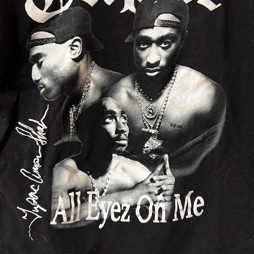 VTG - 2pac T- Shirt - Adult Small - All Eyes On Me - Like New - Picture 2 of 3